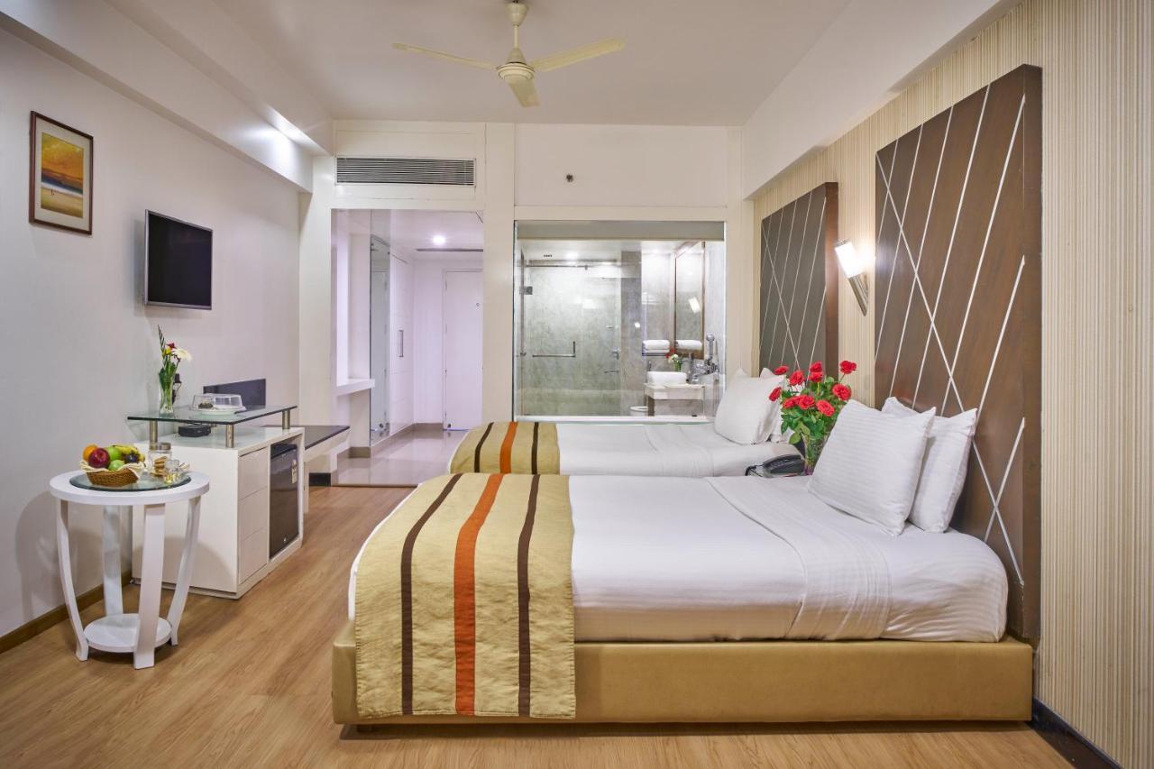 Hotel Hindusthan International, Bhubaneswar Exterior foto