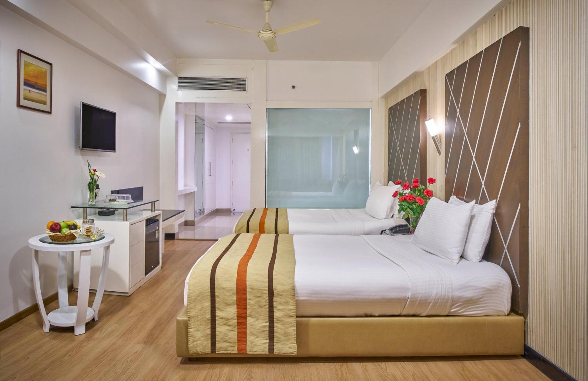 Hotel Hindusthan International, Bhubaneswar Exterior foto